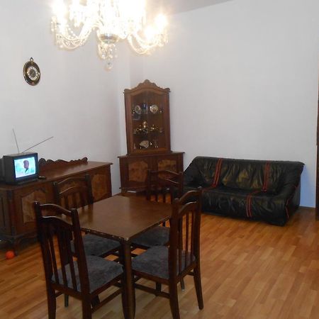 Room 404 Guest House Tbilisi Exterior foto